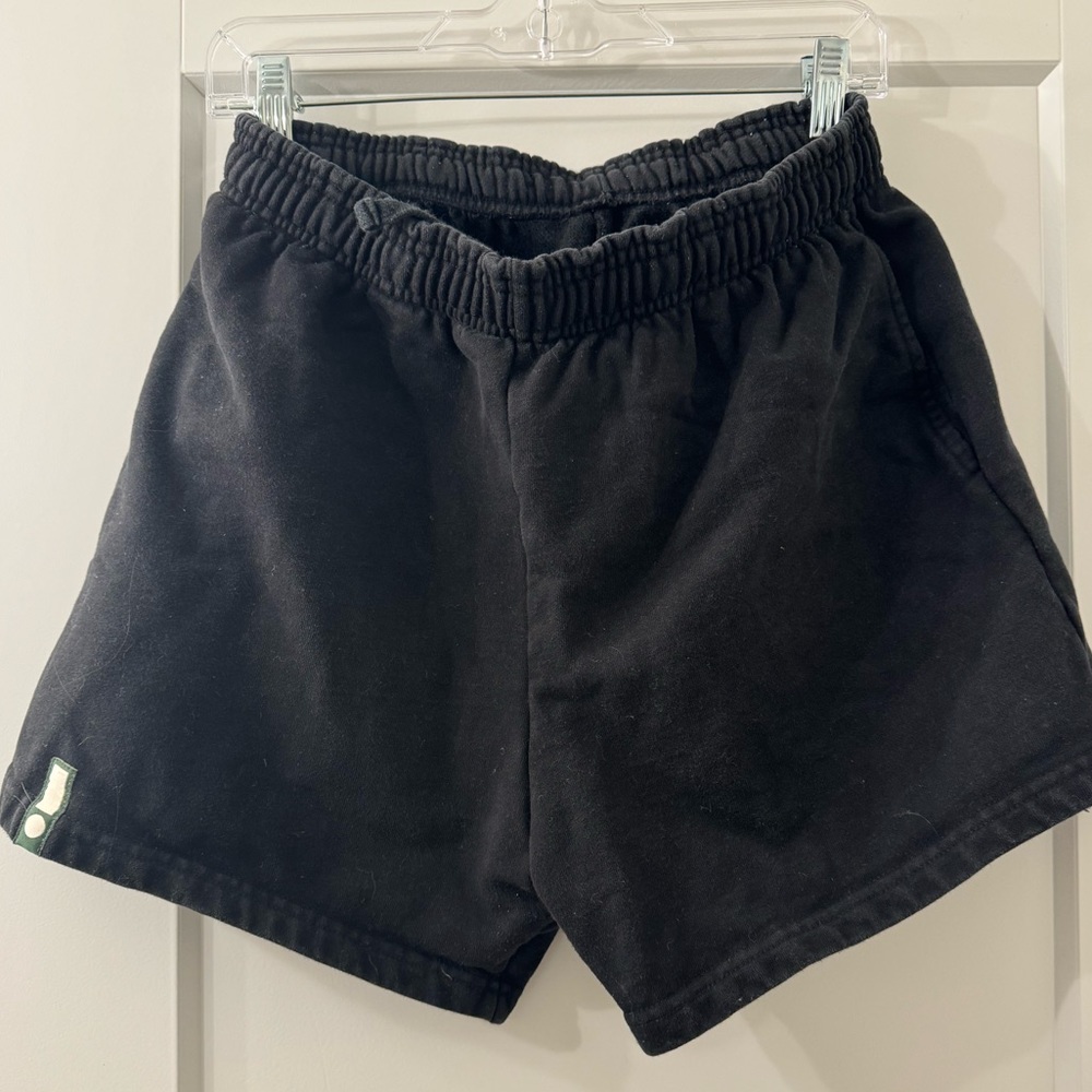 Daily Drills Black Sweatshorts Size: M/L